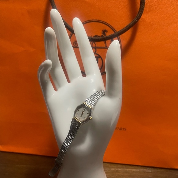 Seiko Women Watch Stainless Steel -EUC - Picture 11 of 12
